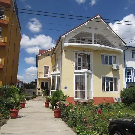 Vila Orient 1 *